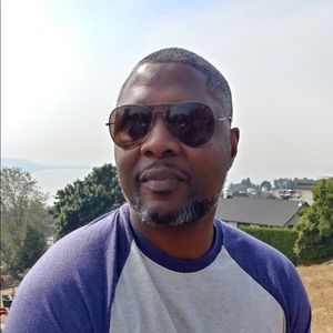 Meet your Posher, Kenyon